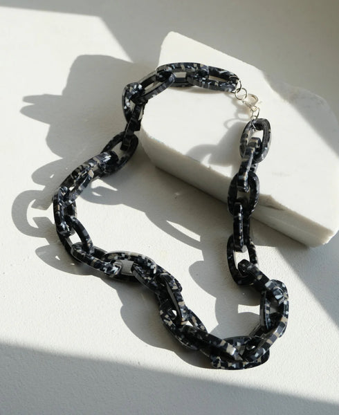 Chain necklace