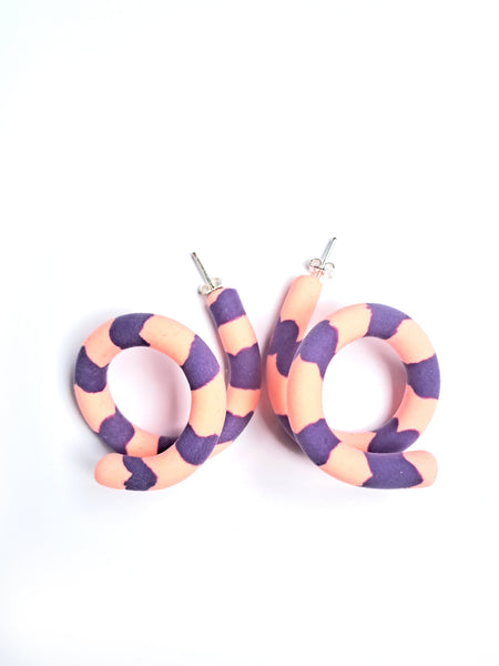Patterned spiral earrings