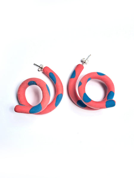 Patterned spiral earrings