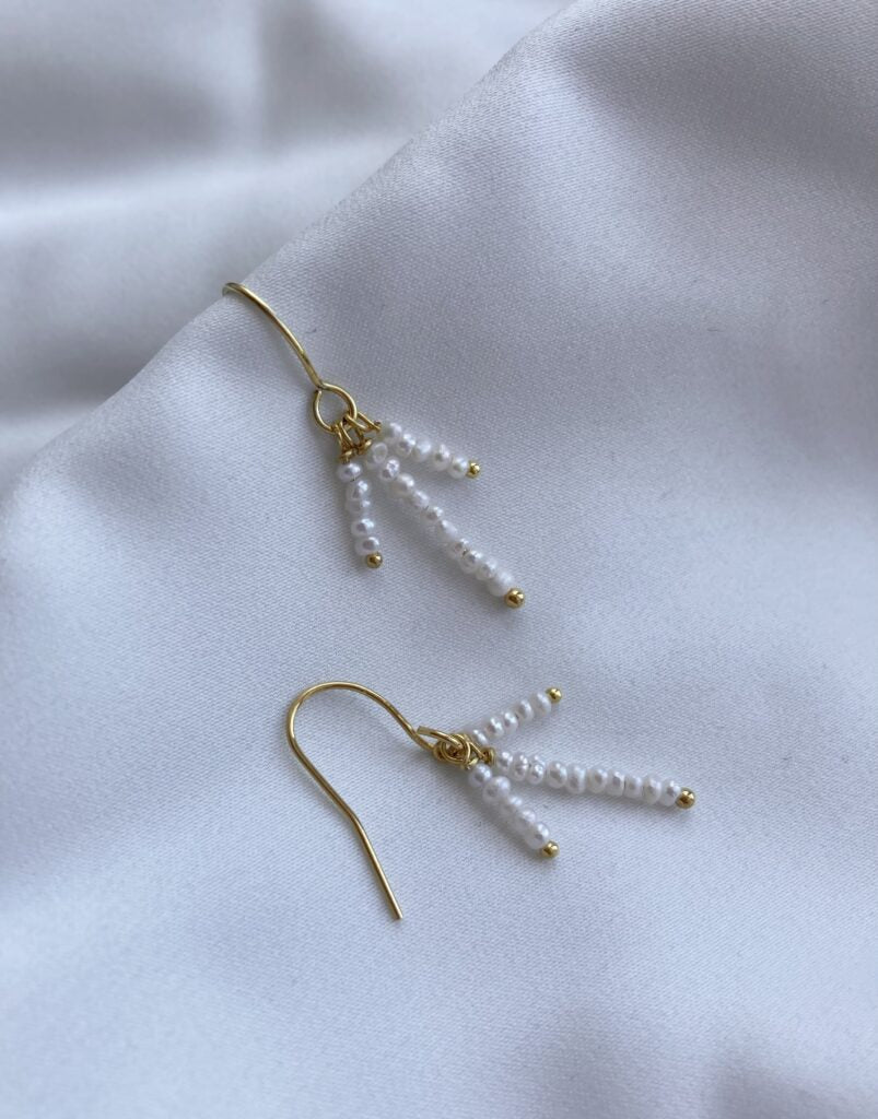 Gina earrings with mini pearls