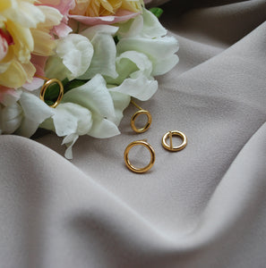 Circle earrings, small