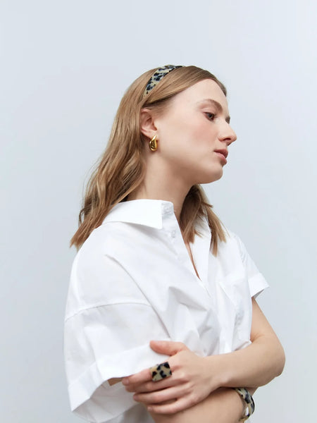 Drop earrings
