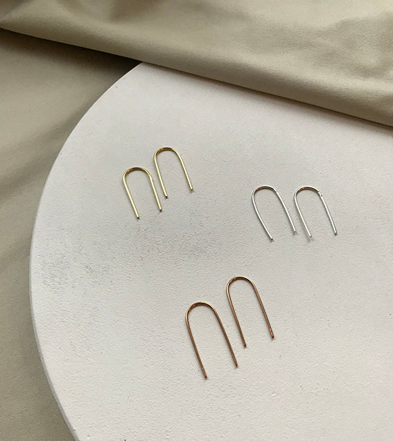 Fishbone U earrings
