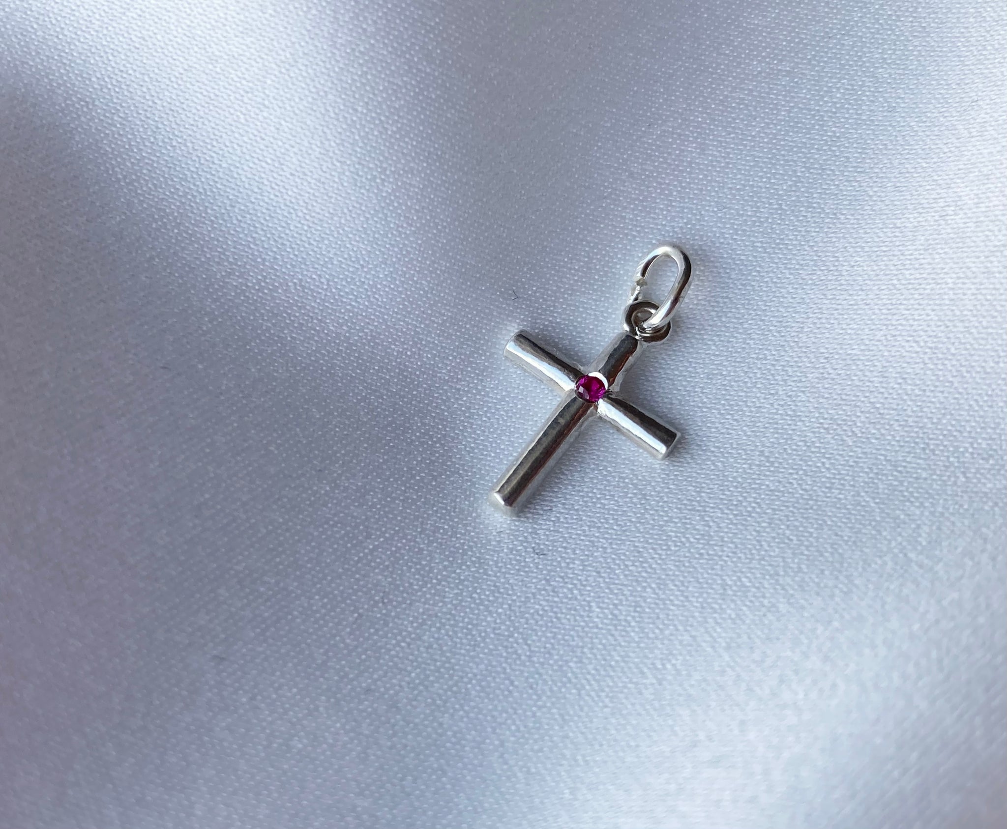 Cross necklace pink cirkóniával