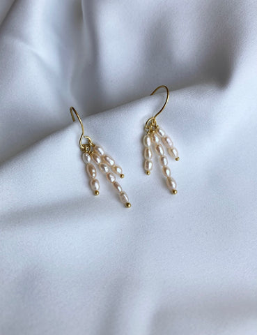 Gina earrings with pearls