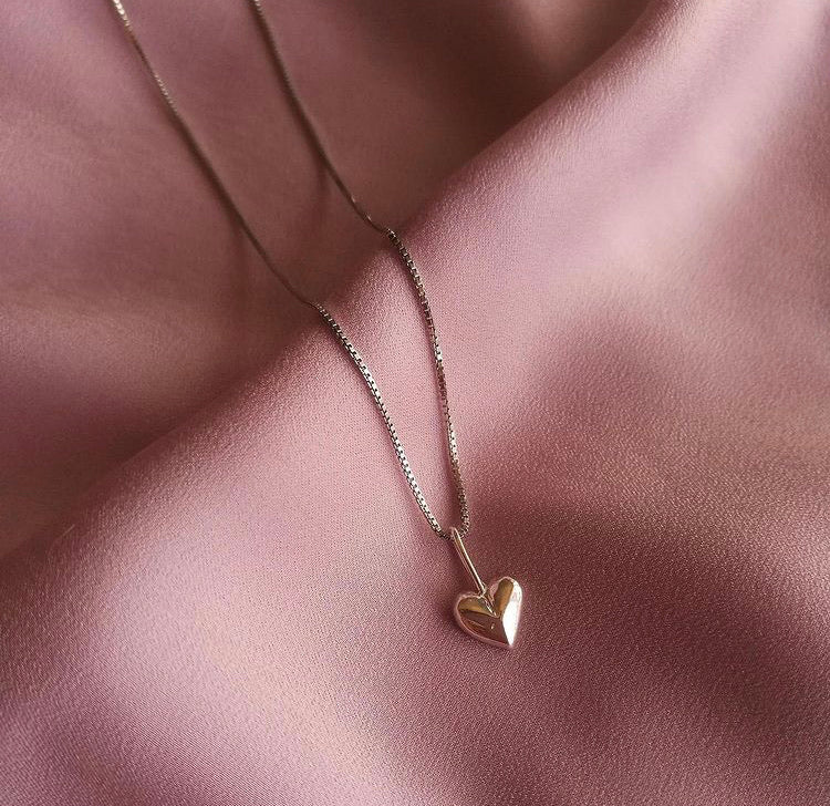 Heart drop necklace